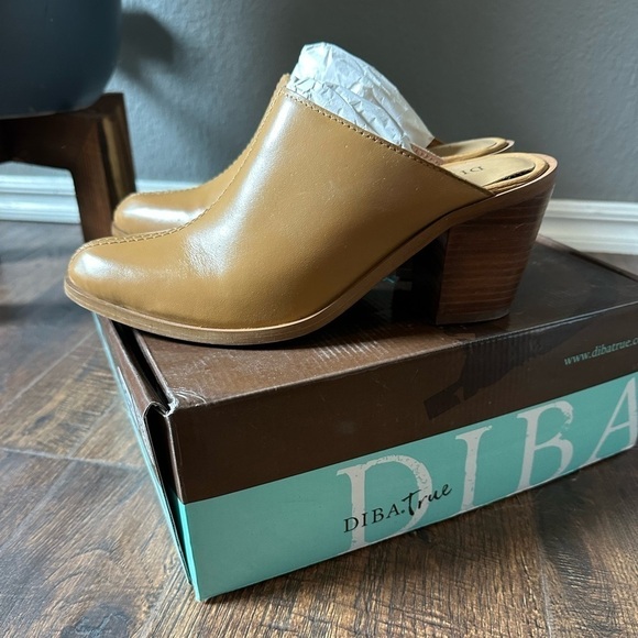 Diba True | No Vella Mule - Picture 5 of 9